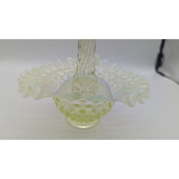 Vintage Yellow Fenton Uranium Glass Hobnail Basket Glows UV MCM - Picture 10 of 16